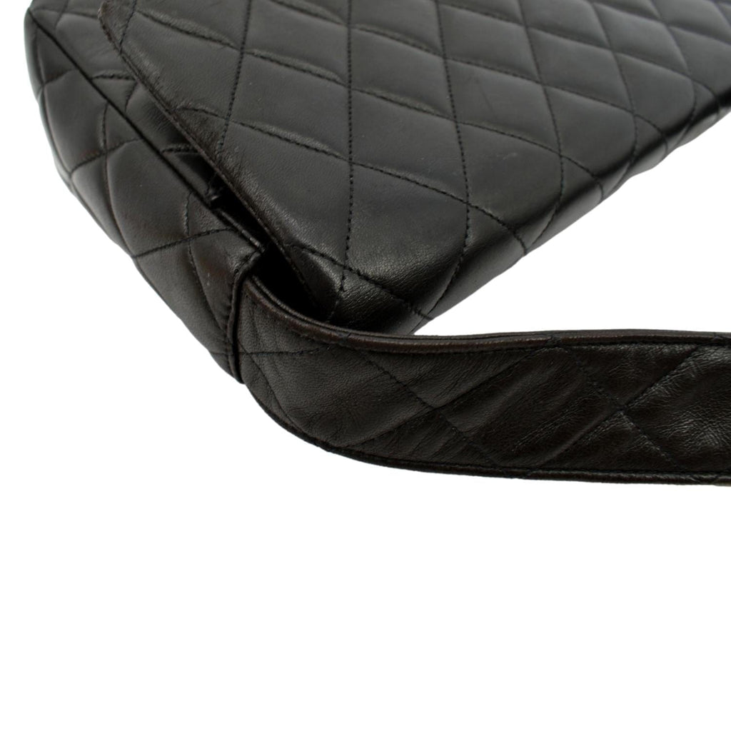 CHANEL Vintage Flap Quilted Leather Shoulder Bag Black