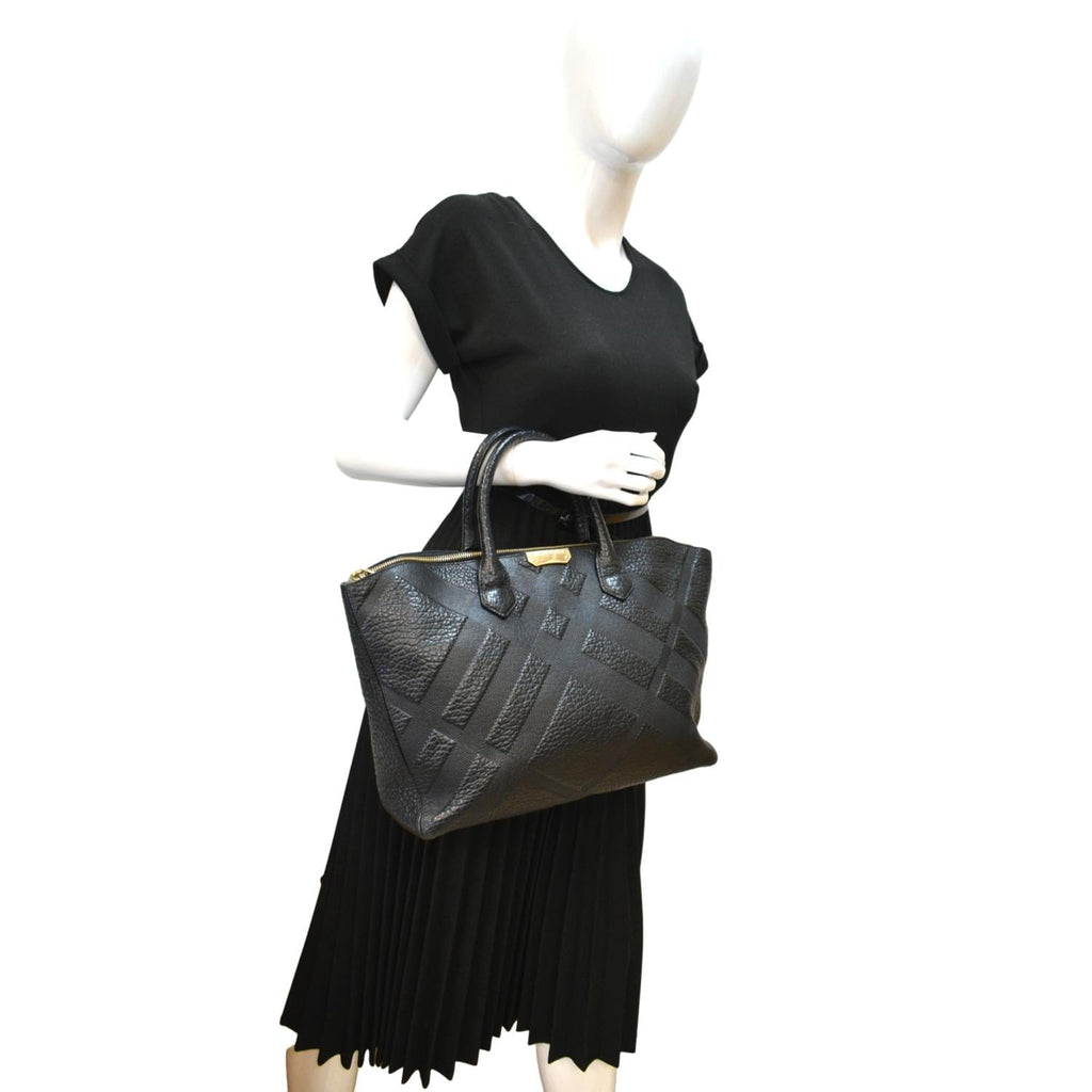 BURBERRY Dewsbury Medium Grain Check Embossed Tote Bag Black
