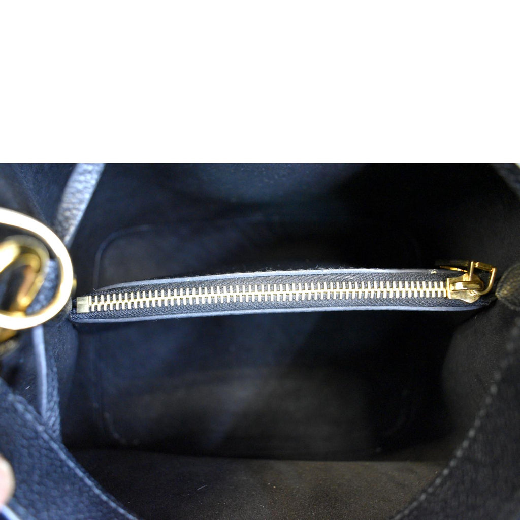 LOUIS VUITTON NeoNoe MM Monogram Empreinte Leather Shoulder Bag Black