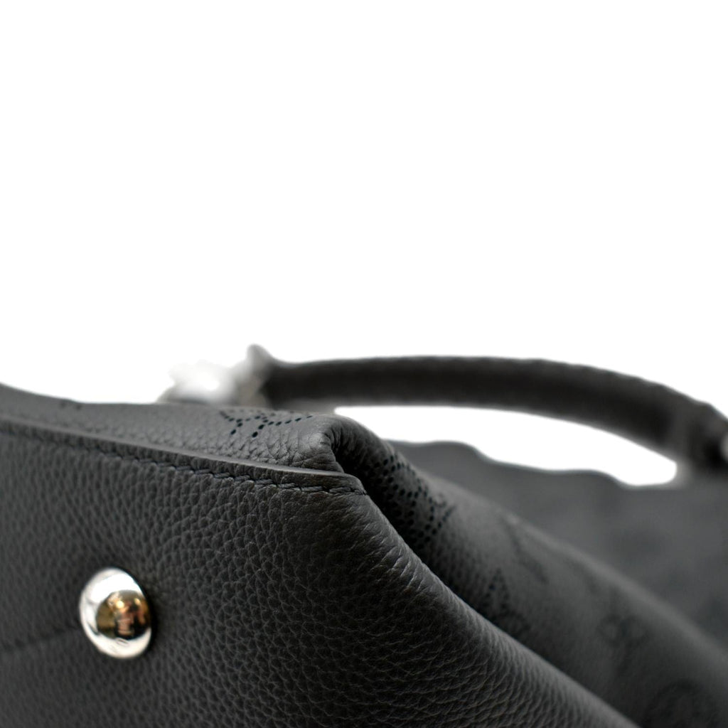 LOUIS VUITTON Beaubourg Mahina MM Leather Hobo Shoulder Bag Black