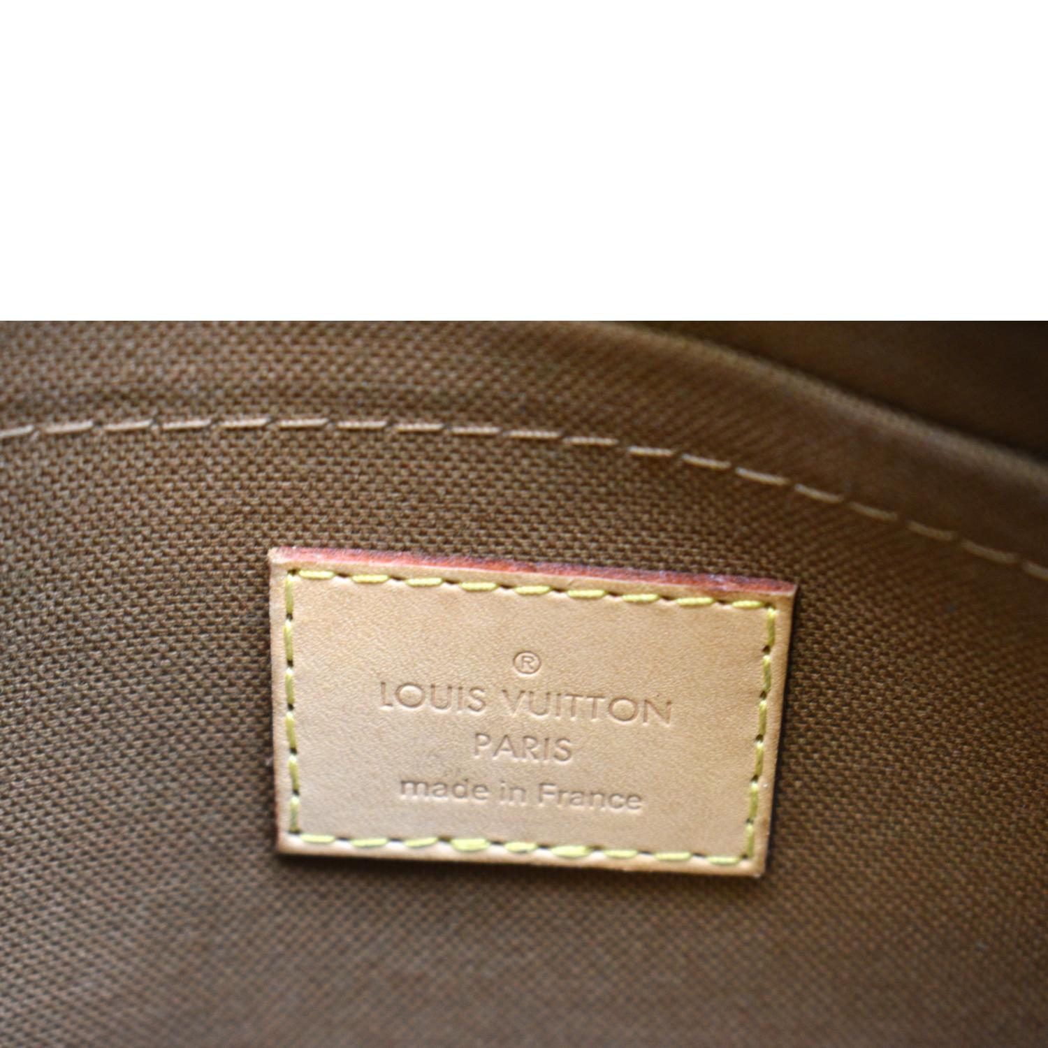 LOUIS VUITTON  Multi Pochette Accessoires Monogram Canvas Shoulder Bag