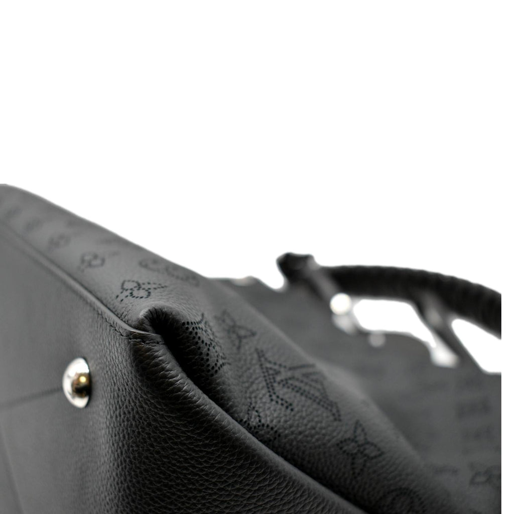 LOUIS VUITTON Beaubourg Mahina MM Leather Hobo Shoulder Bag Black