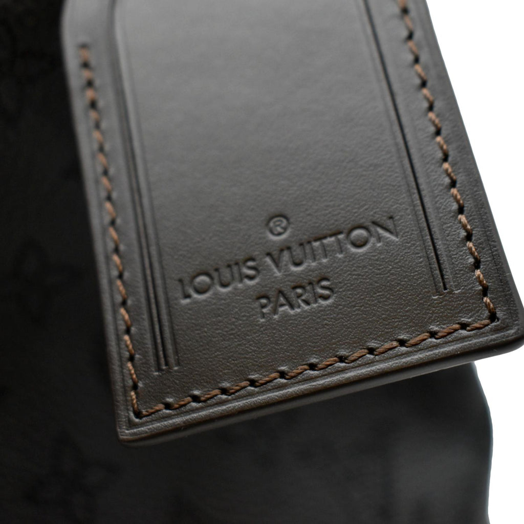 LOUIS VUITTON Beaubourg Mahina MM Leather Hobo Shoulder Bag Black