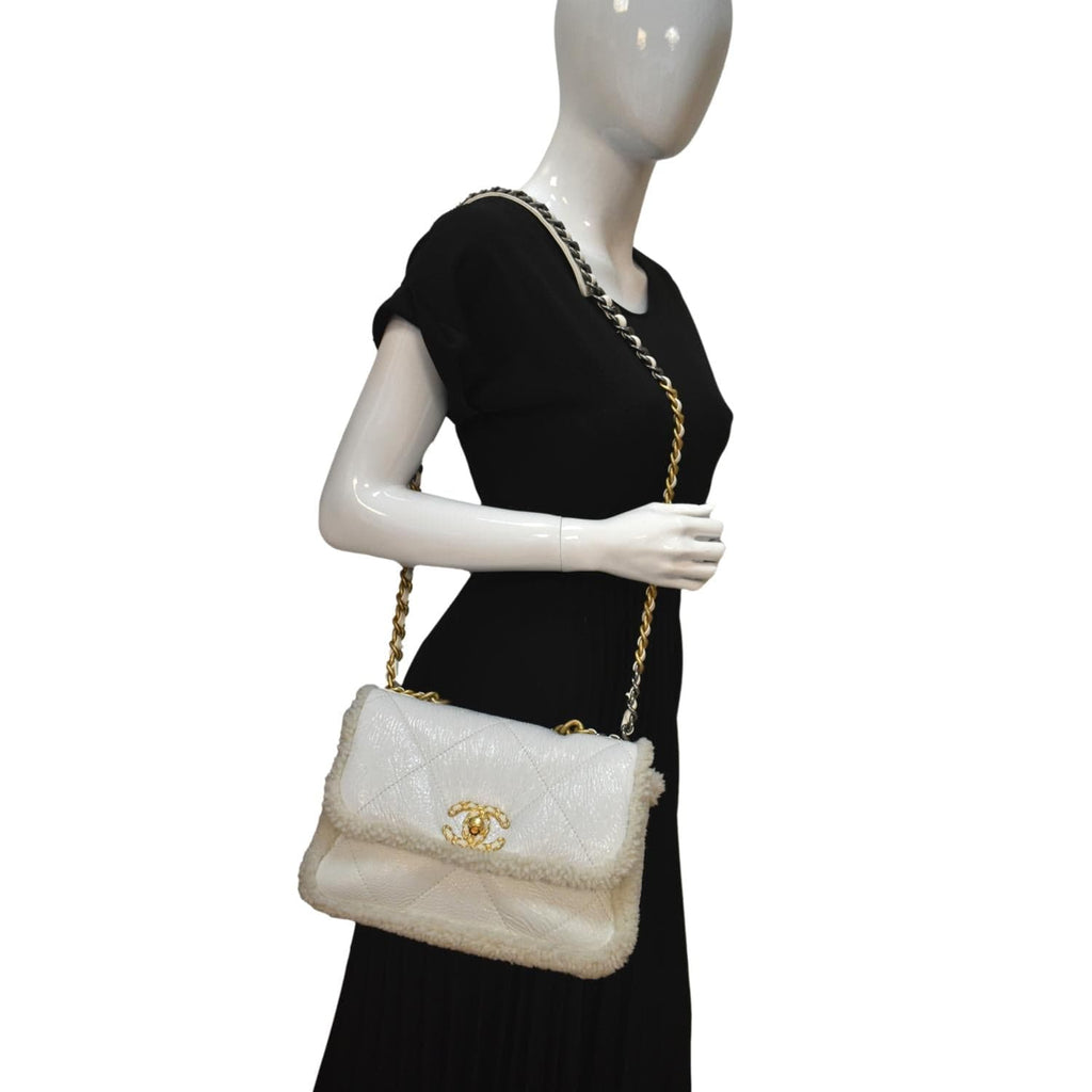 CHANEL 19 Flap Shearling Patent Leather Shoulder Bag White