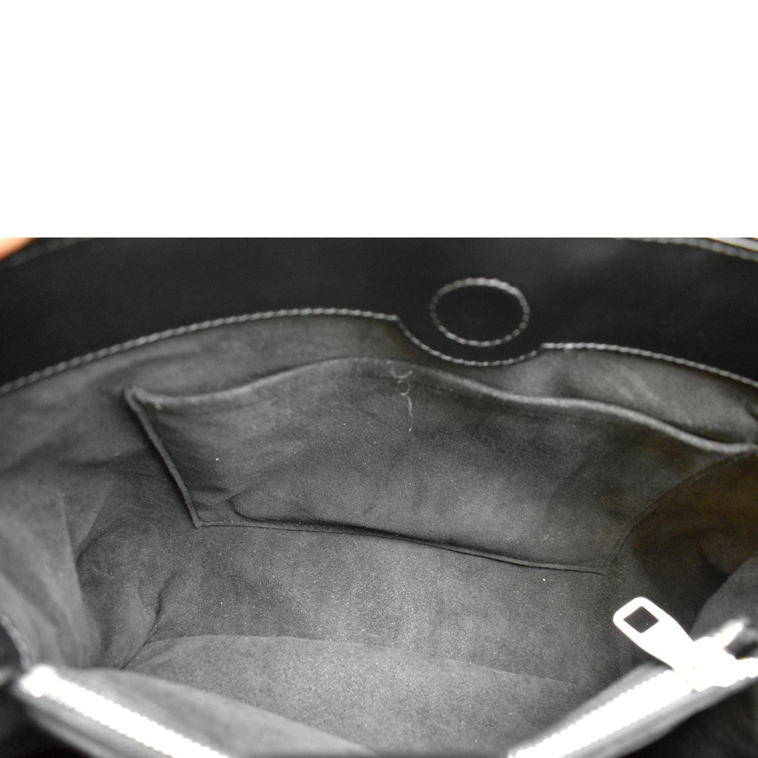 LOUIS VUITTON Kleber Epi Leather Shoulder Bag Black