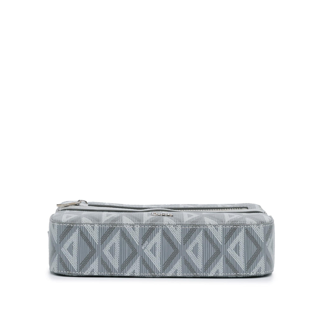 Dior CD Diamond Safari Bag with Strap (SHG-I8B75e)