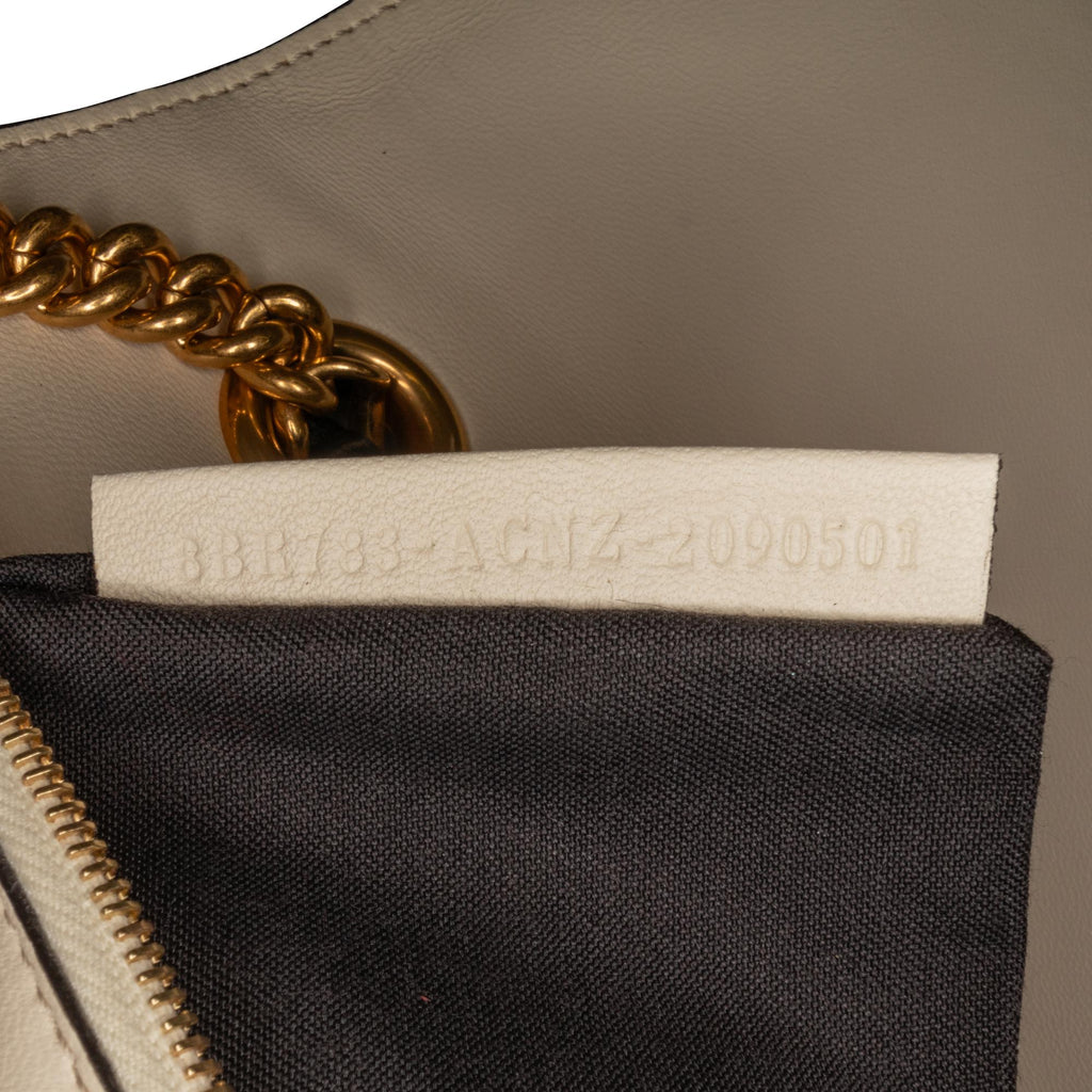 Fendi Bicolor Leather Chain Midi Baguette (SHG-dW85u0)