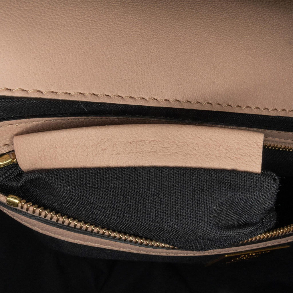 Fendi Bicolor Leather Chain Midi Baguette (SHG-AZNVmi)
