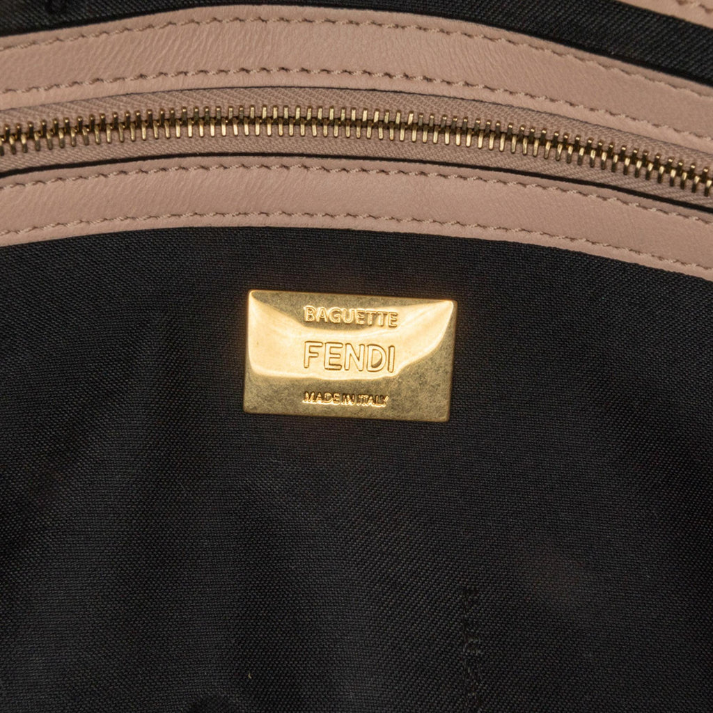 Fendi Bicolor Leather Chain Midi Baguette (SHG-AZNVmi)