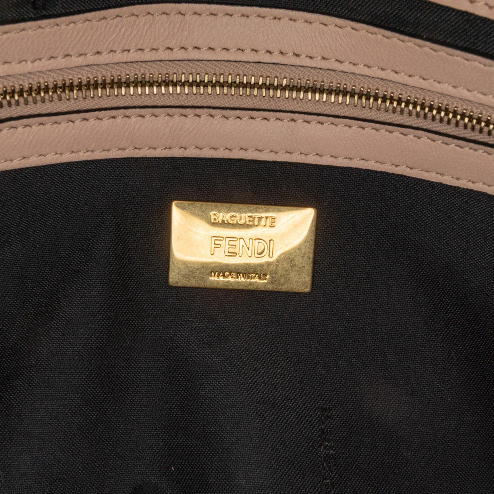 Fendi Bicolor Leather Chain Midi Baguette (SHG-AZNVmi)