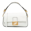 Fendi Convertible Leather Baguette (SHG-lX4WIf)