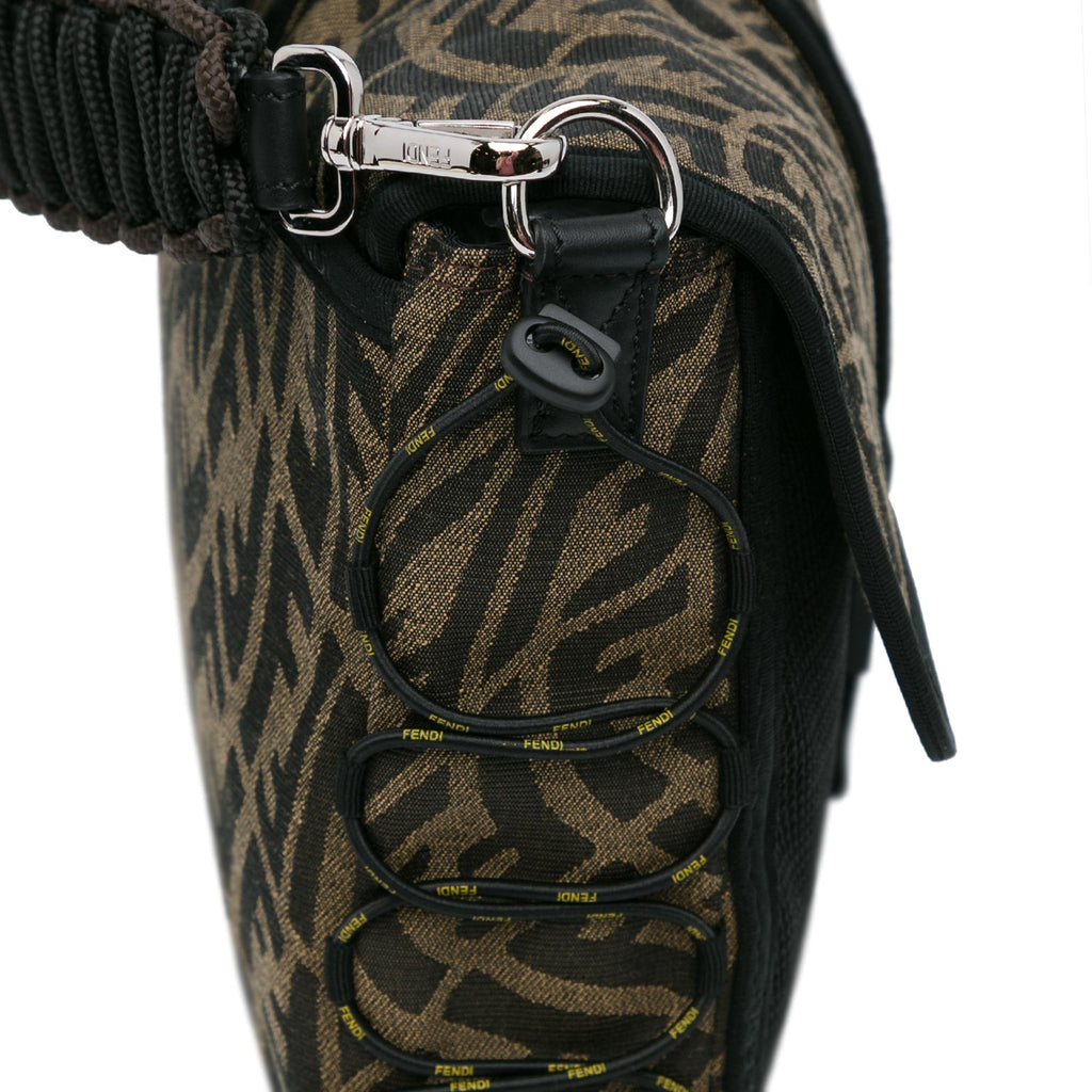 Fendi Large Zucca Vertigo Mesh Baguette Satchel (SHG-dmuY2A)