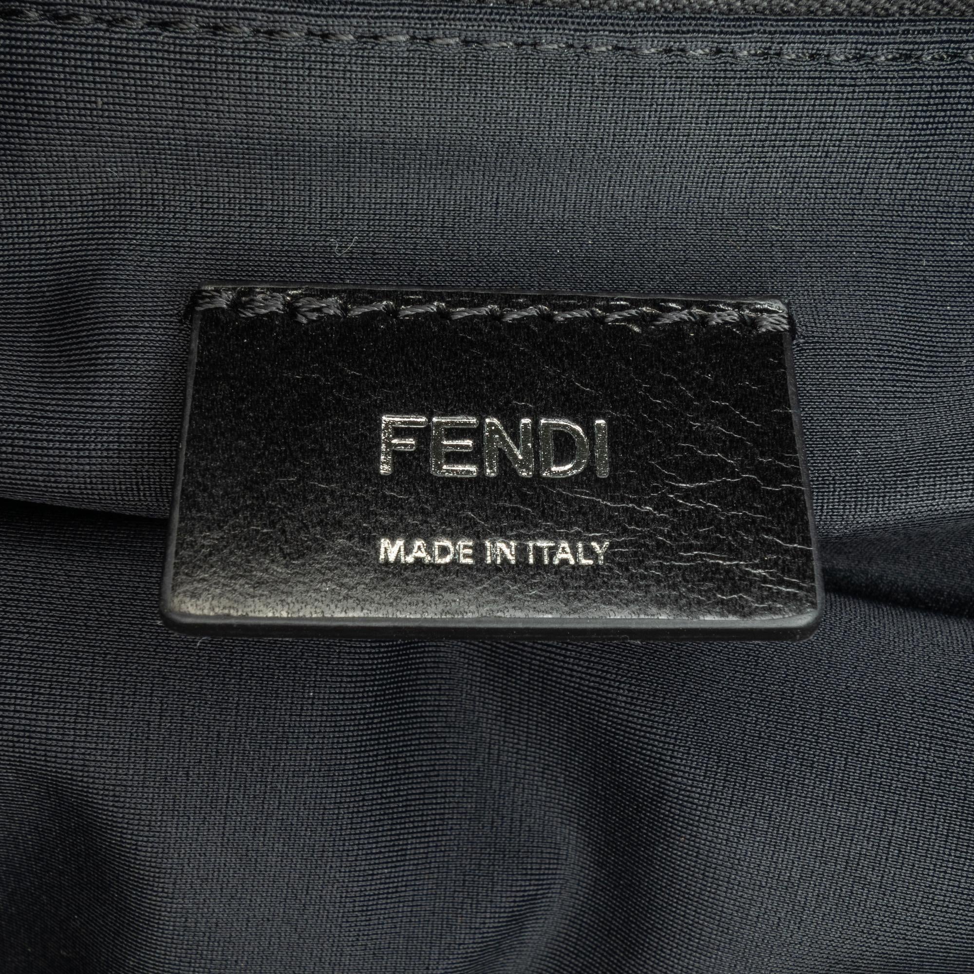 Fendi Large Zucca Vertigo Mesh Baguette Satchel (SHG-dmuY2A)