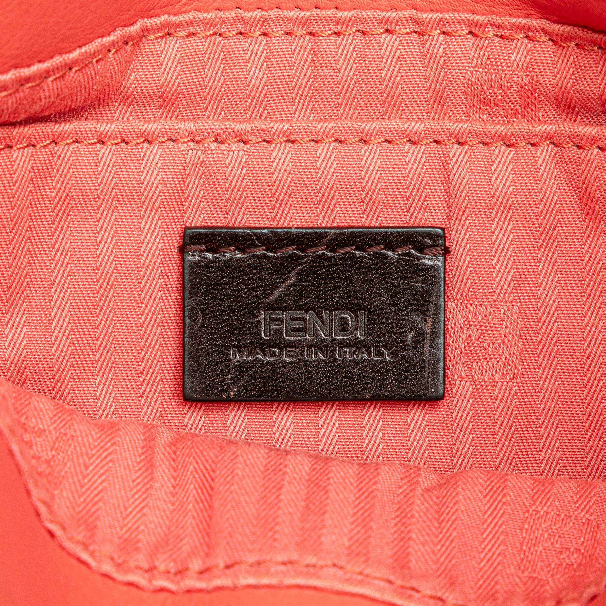 Fendi Leather Fendista Pochette Crossbody (SHG-TOVF1f)