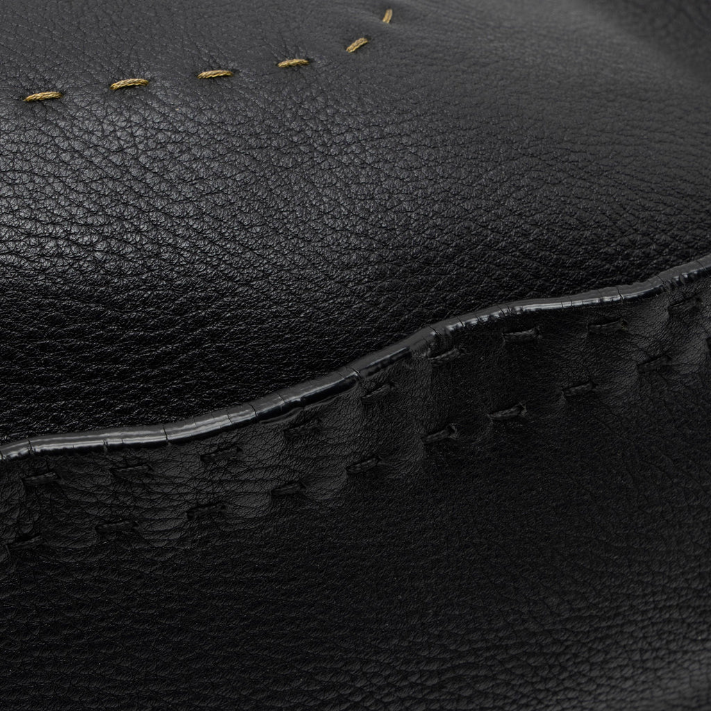 Fendi Leather Selleria Hobo (SHF-Xh4Dib)
