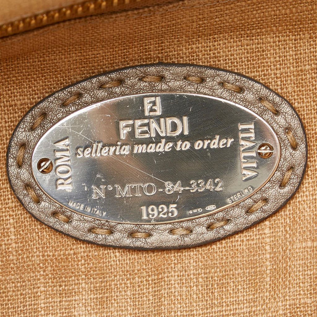 Fendi Medium Selleria Peekaboo