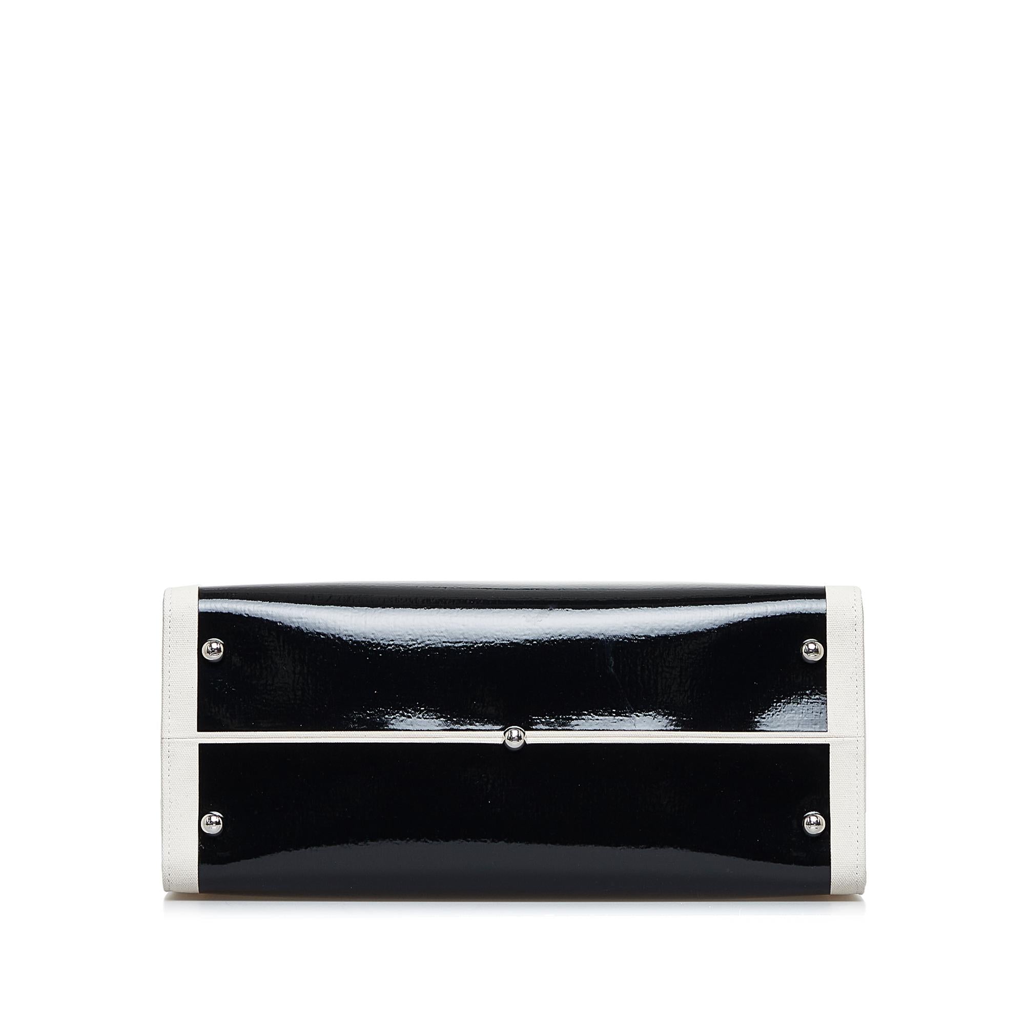 Fendi Medium Sunshine Shopper Tote (SHG-YiecoV)