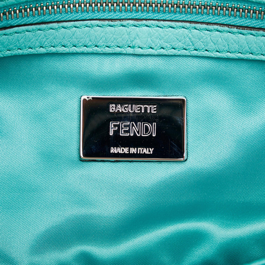 Fendi Nylon Multipocket Baguette (SHG-gtMQ1H)
