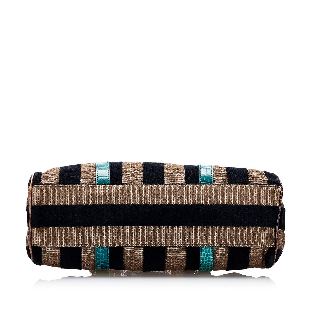 Fendi Pequin Handbag (SHG-UTQaNE)
