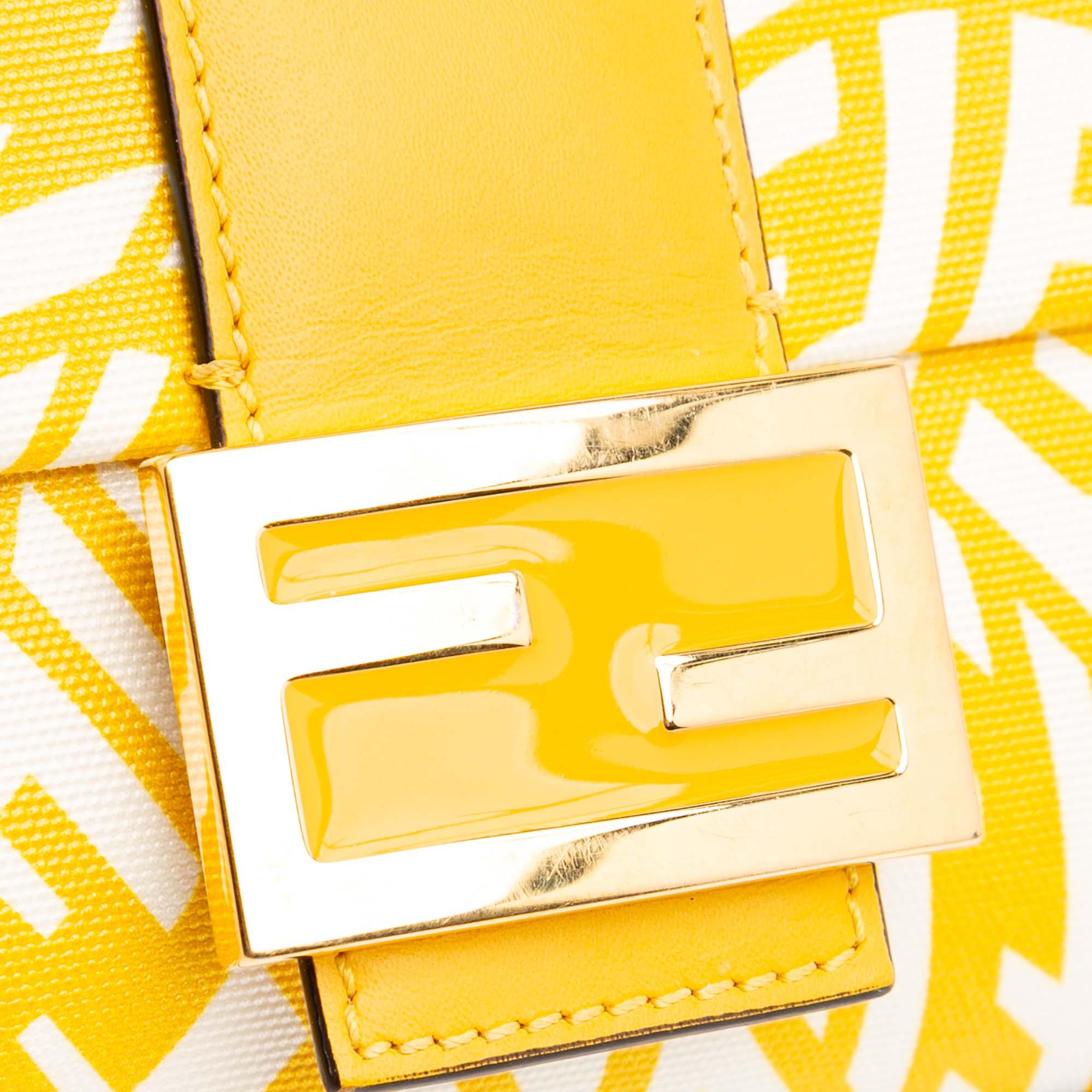 Fendi Sarah Coleman Zucca Coated Canvas 1997 Vertigo Baguette