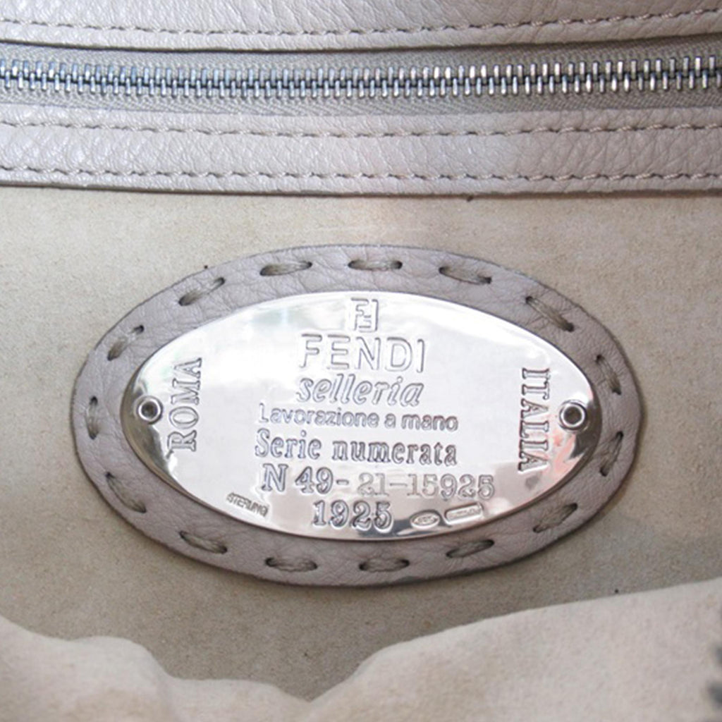 Fendi Selleria Hobo (SHG-uUUpsV)