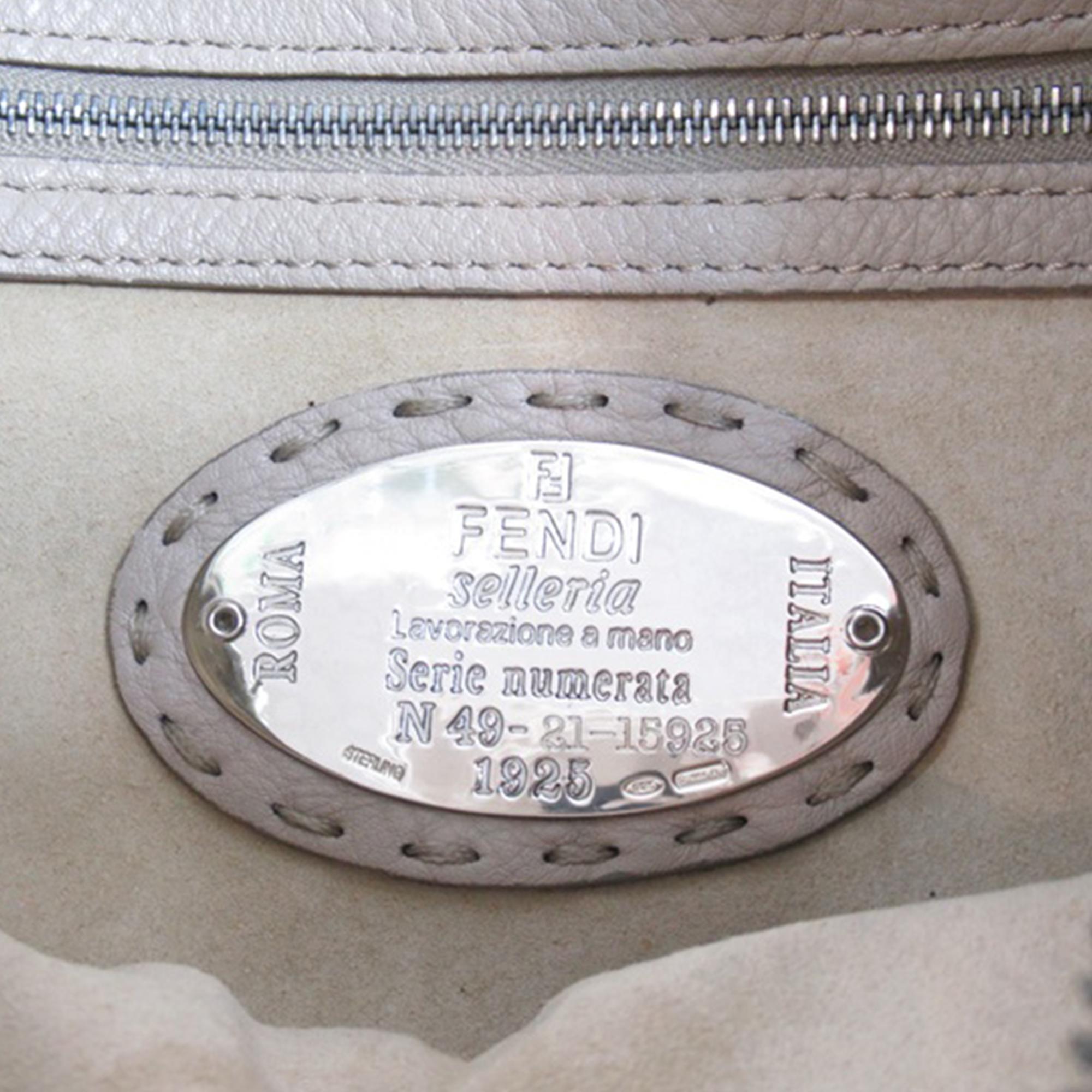 Fendi Selleria Hobo (SHG-uUUpsV)