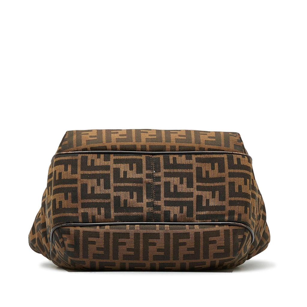 Fendi Small Zucca Chef Tote Bag (SHG-mTSrpz)