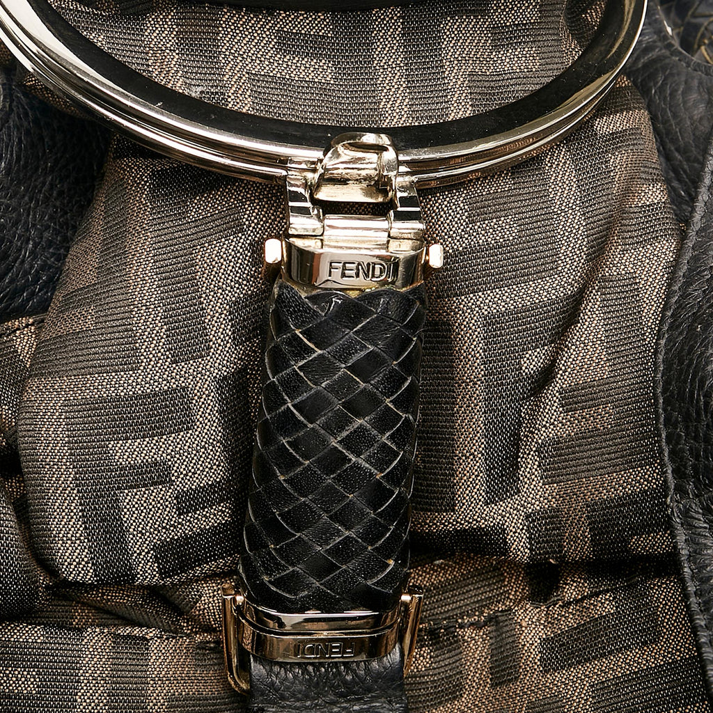 Fendi Spy Leather Handbag (SHG-34971)