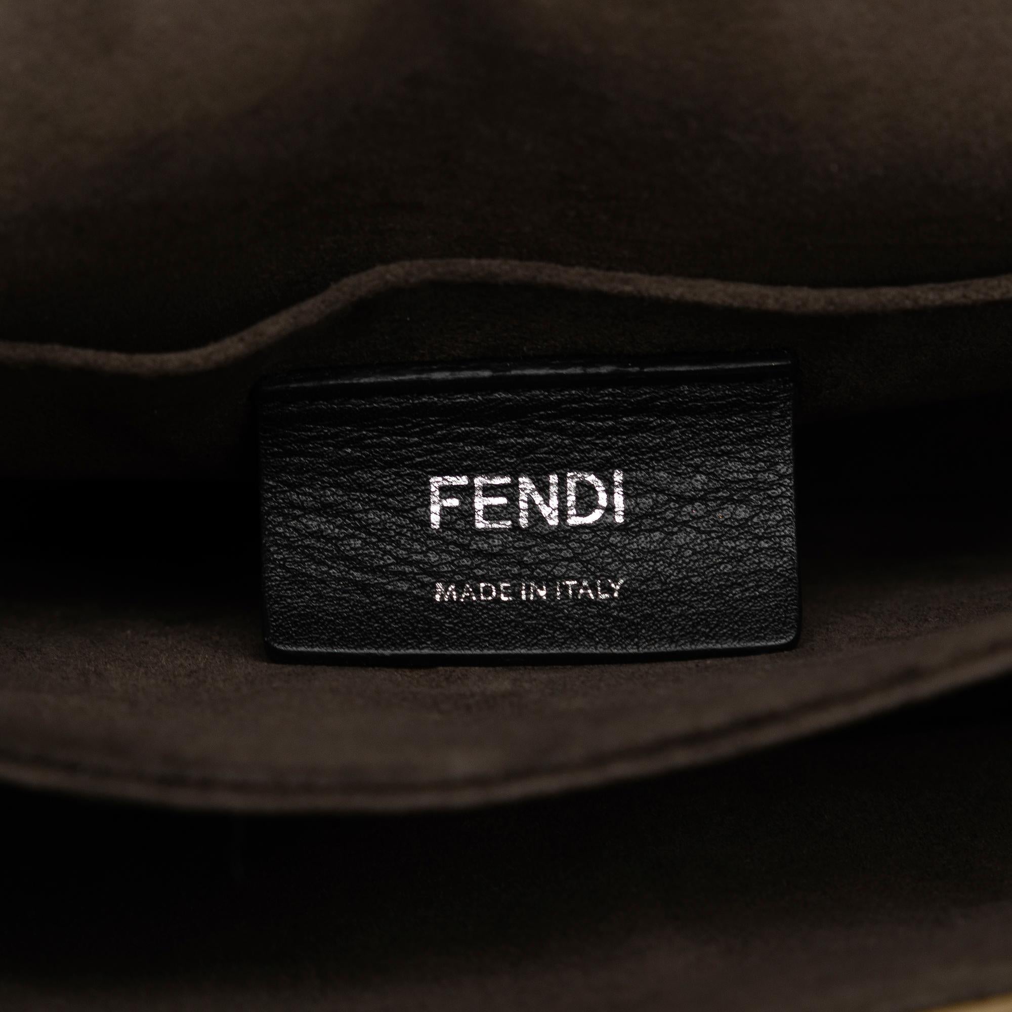 Fendi Studded Scalloped Kan I Crossbody (SHG-CeGCcL)