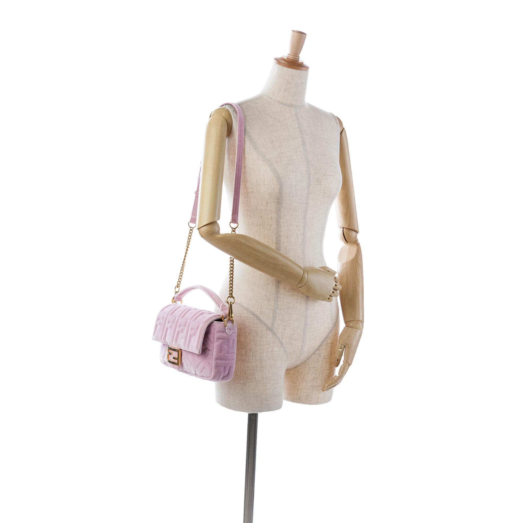 Fendi Velvet Zucca Embossed Baguette Satchel (SHG-eV17vo)