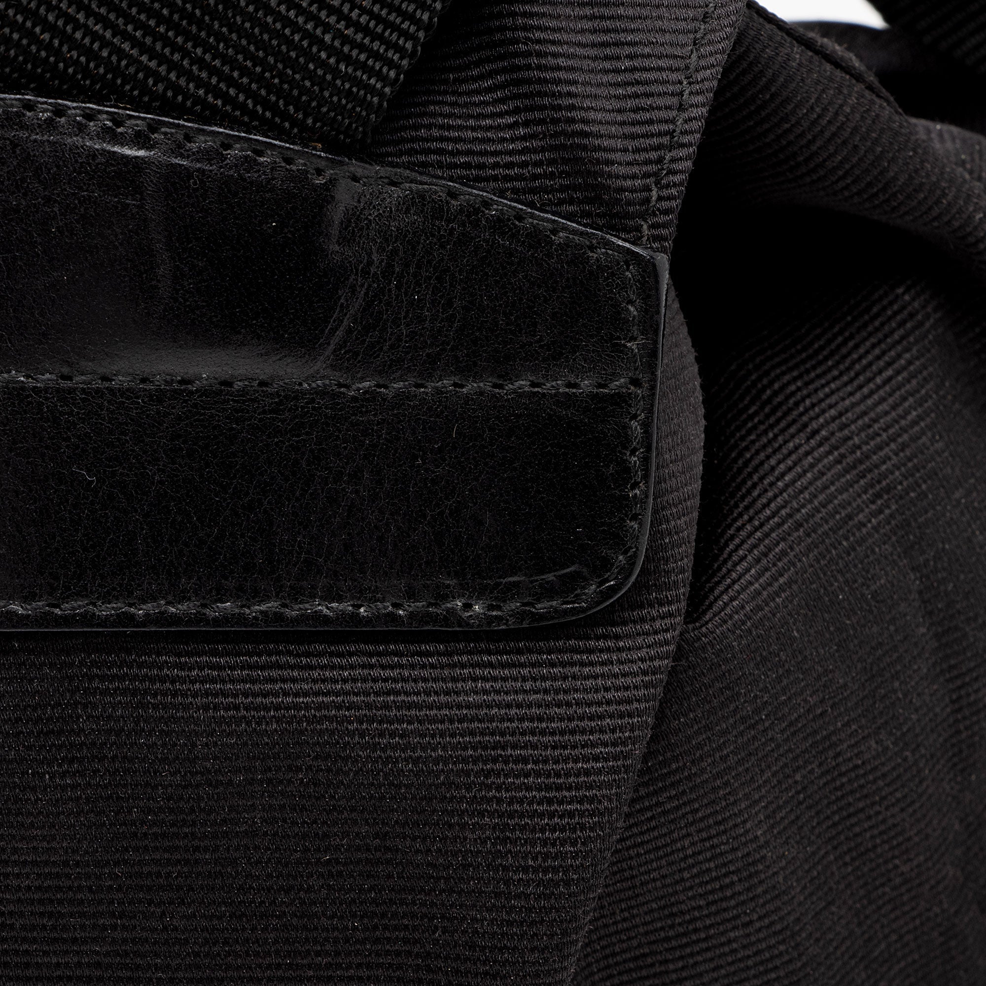 Fendi Vintage Nylon 1925 Drawstring Backpack (SHF-OaDaxr)