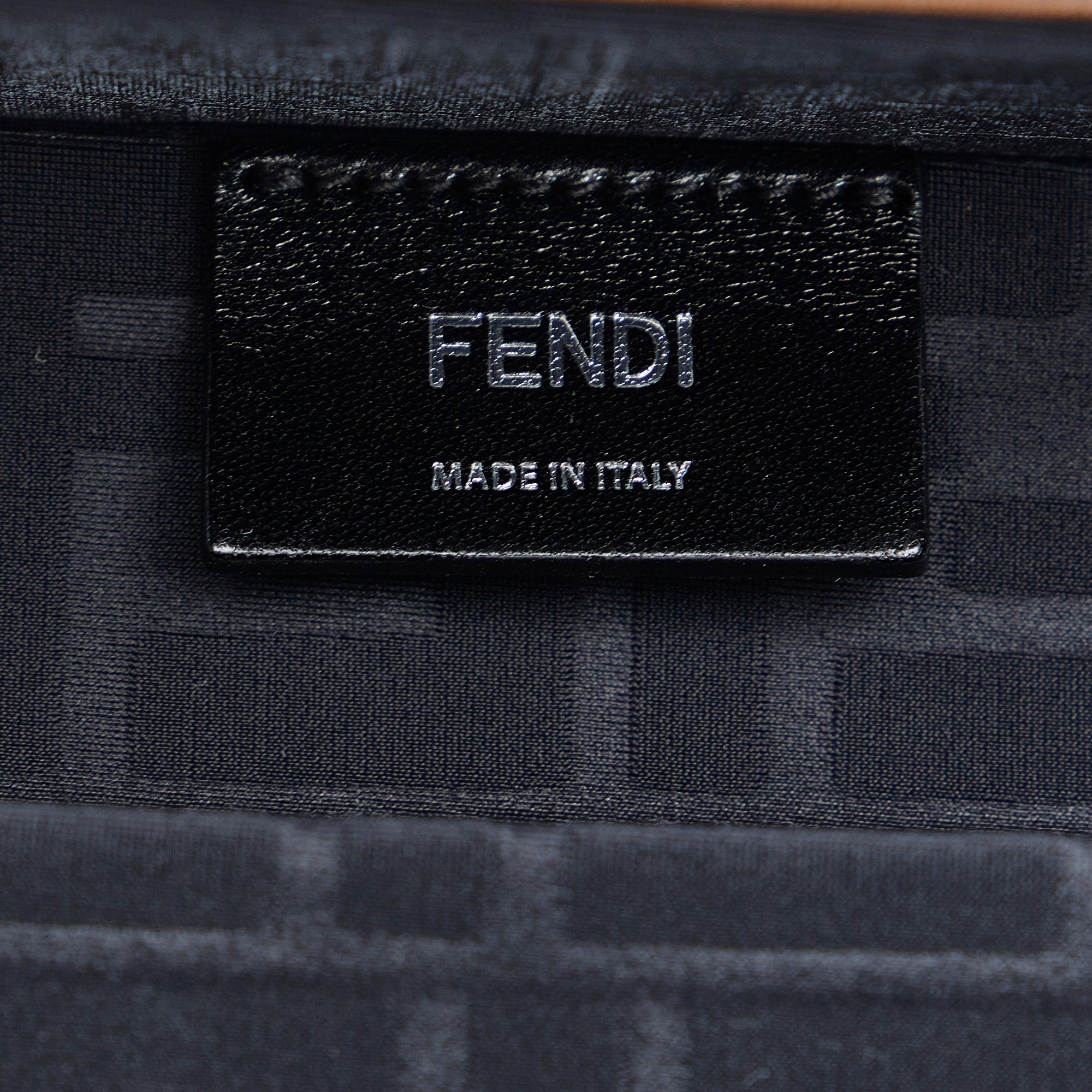 Fendi Zucca Baguette Trunk (SHG-lsaEa4)