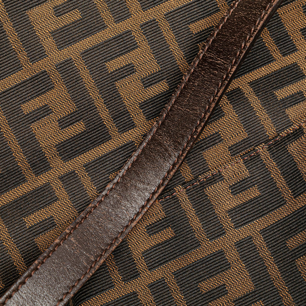 Fendi Zucca Canvas Baguette (SHG-L0Ezkn)