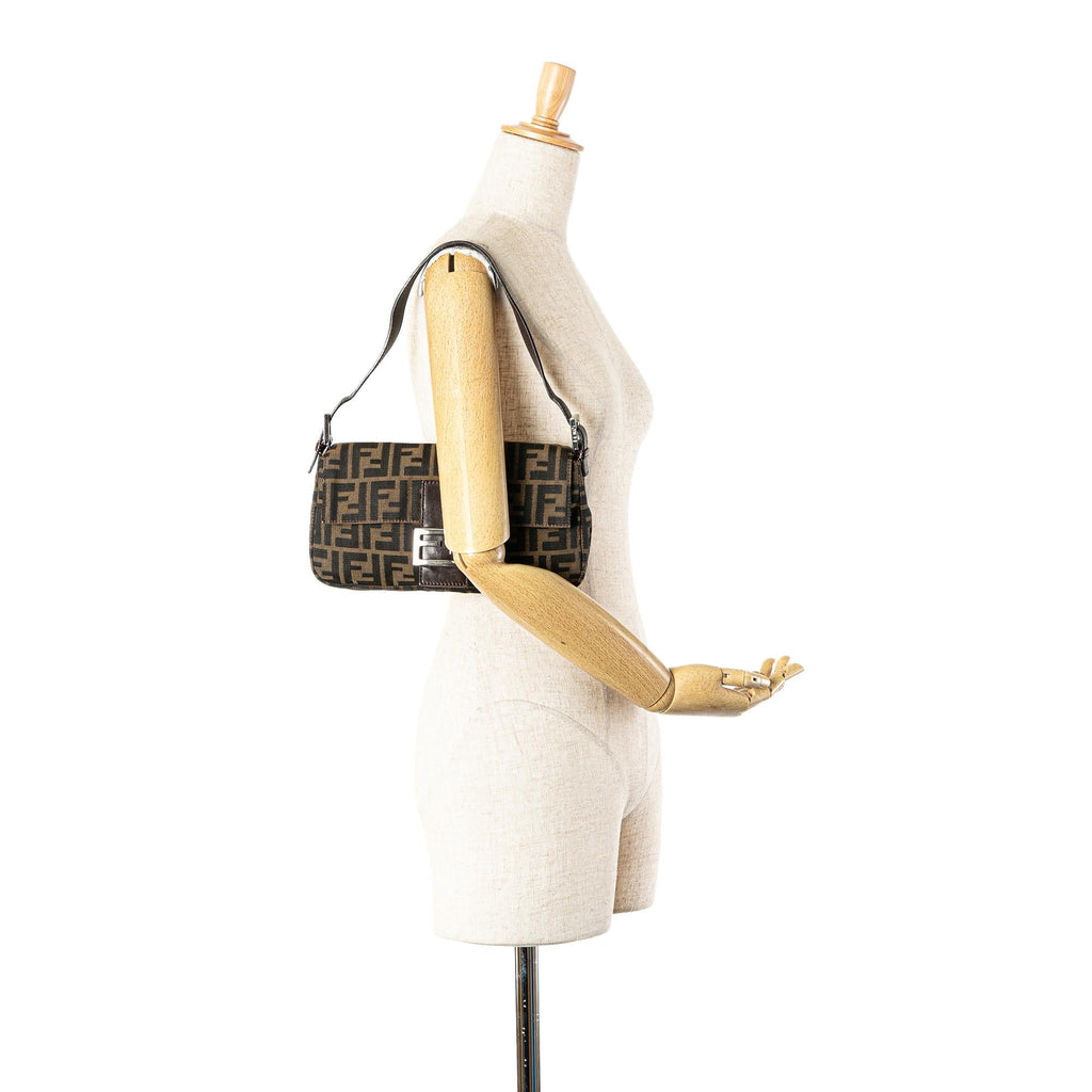 Fendi Zucca Canvas Baguette (SHG-cTex3N)