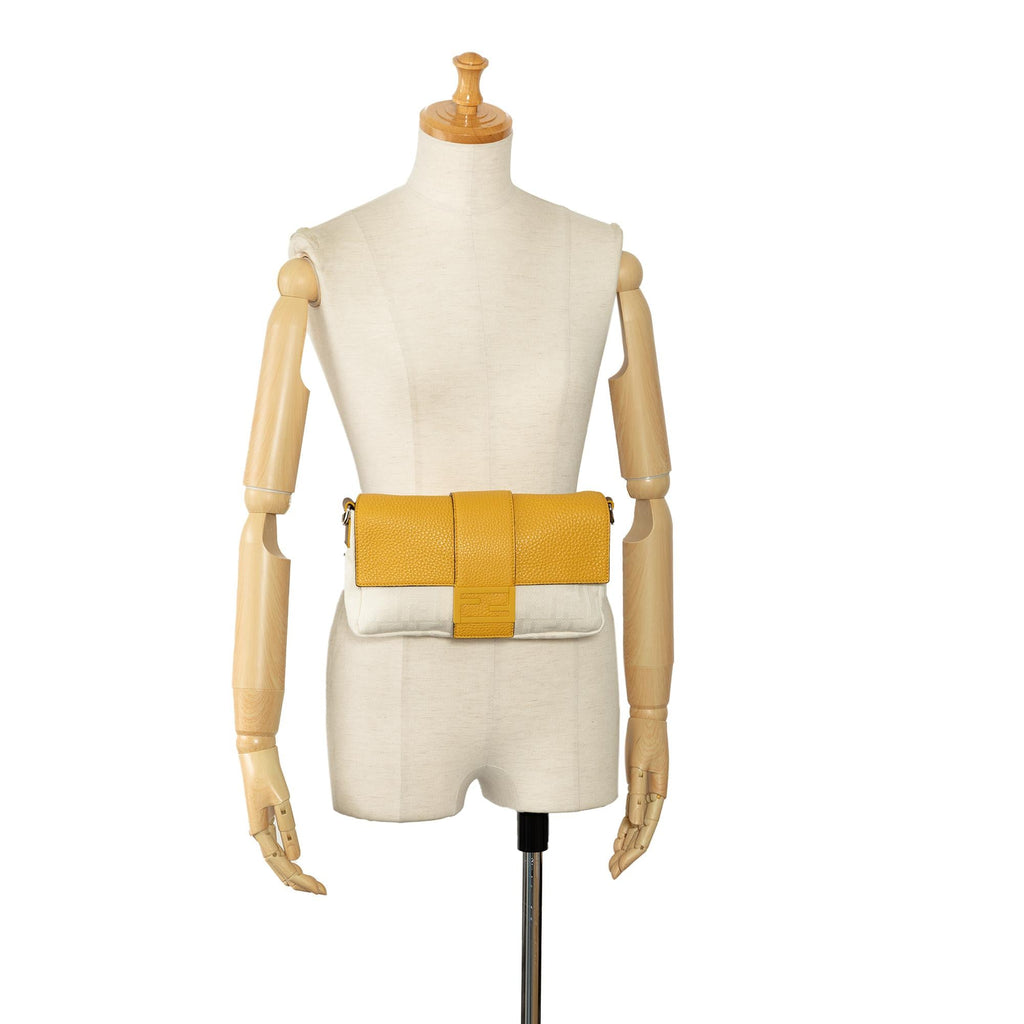Fendi Zucca Canvas and Leather Convertible Baguette (SHG-bdoGYz)