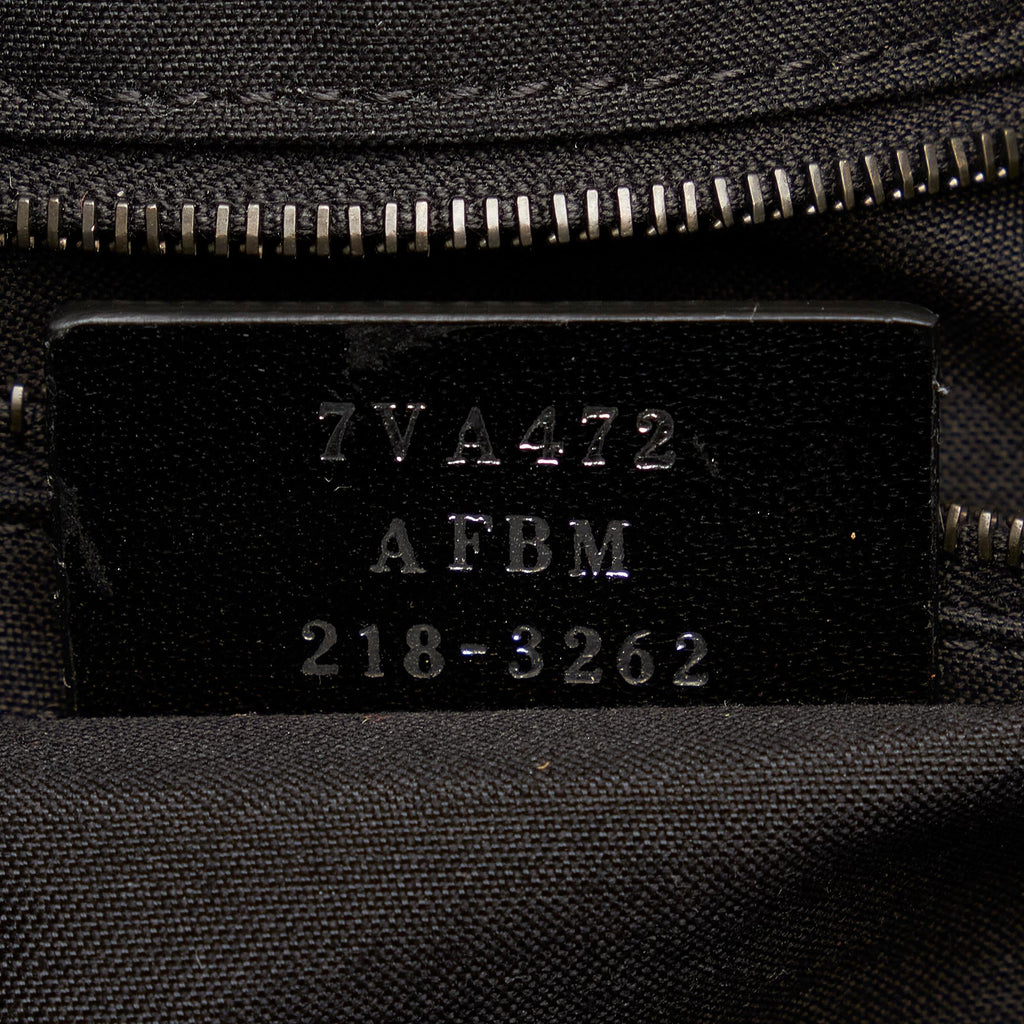 Fendi Zucca Convertible Belt Bag (SHG-PqiwqL)