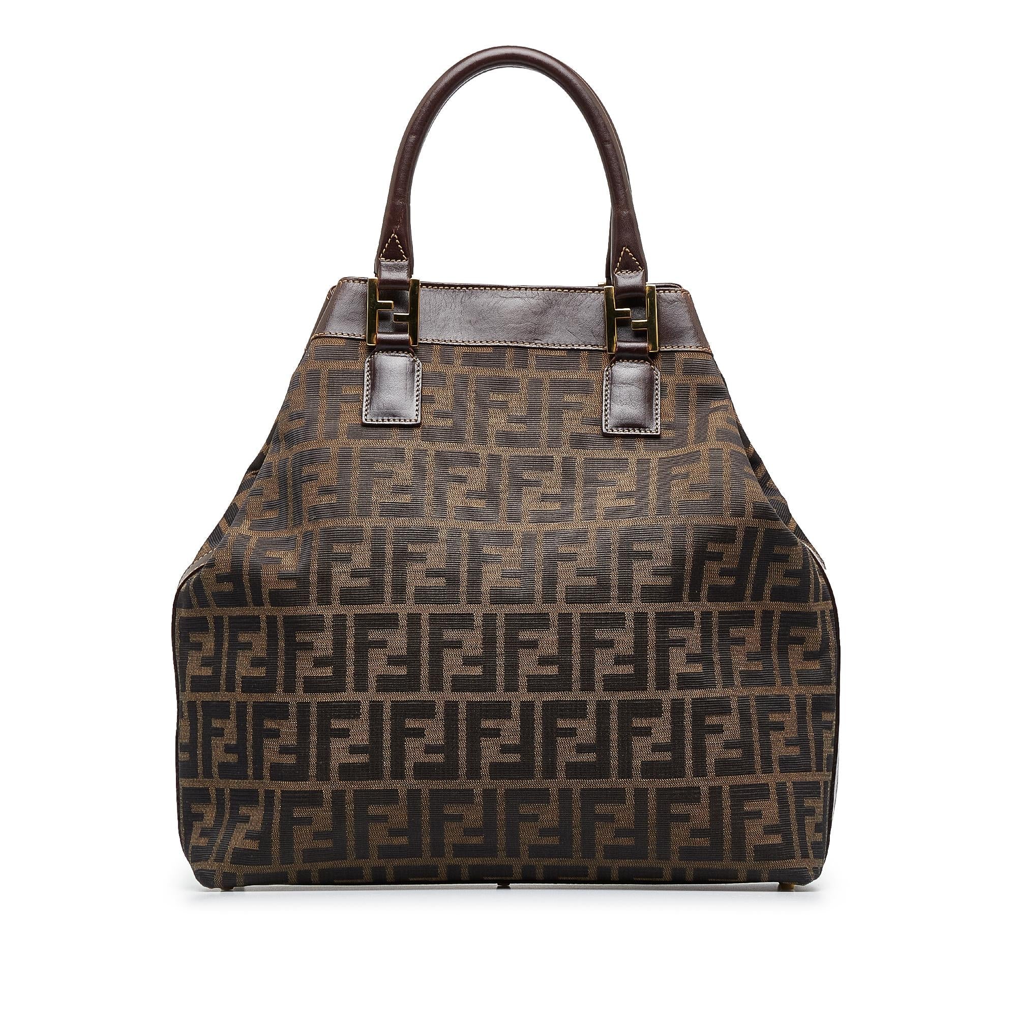 Fendi Zucca Handbag (SHG-BZpHWa)