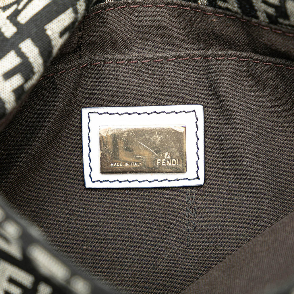 Fendi Zucchino Canvas Crossbody (SHG-edyBI6)