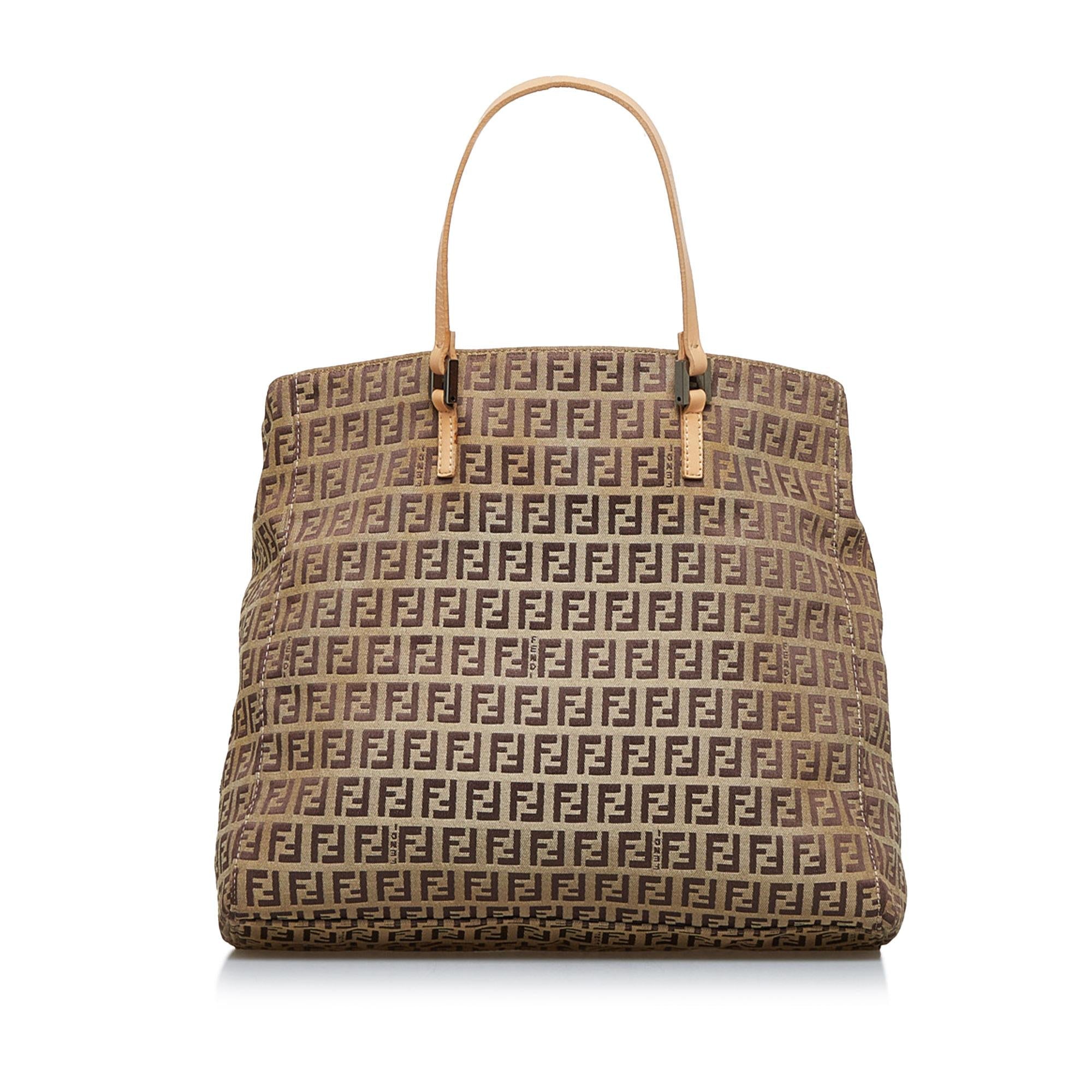 Fendi Zucchino Roll Tote Bag (SHG-3EViAN)
