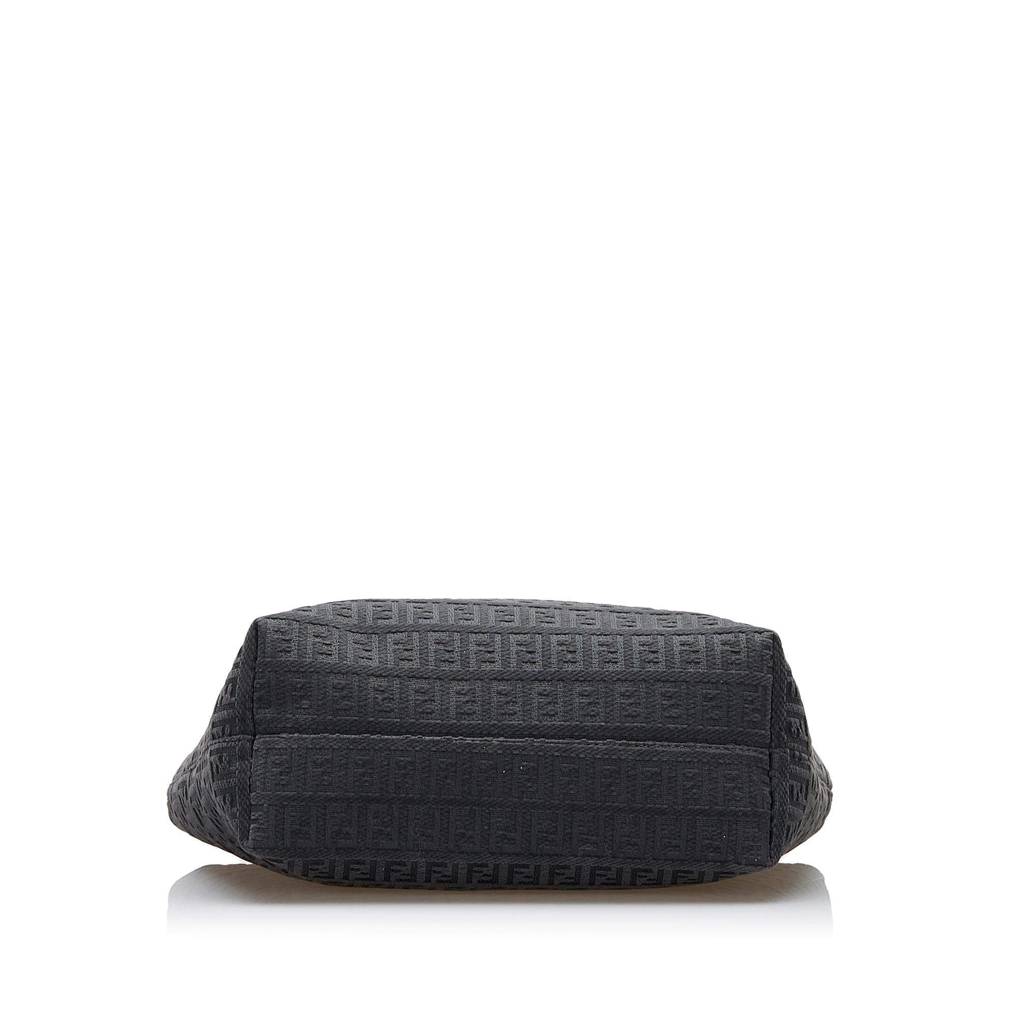 Fendi Zucchino Roll Tote (SHG-I2Tyld)
