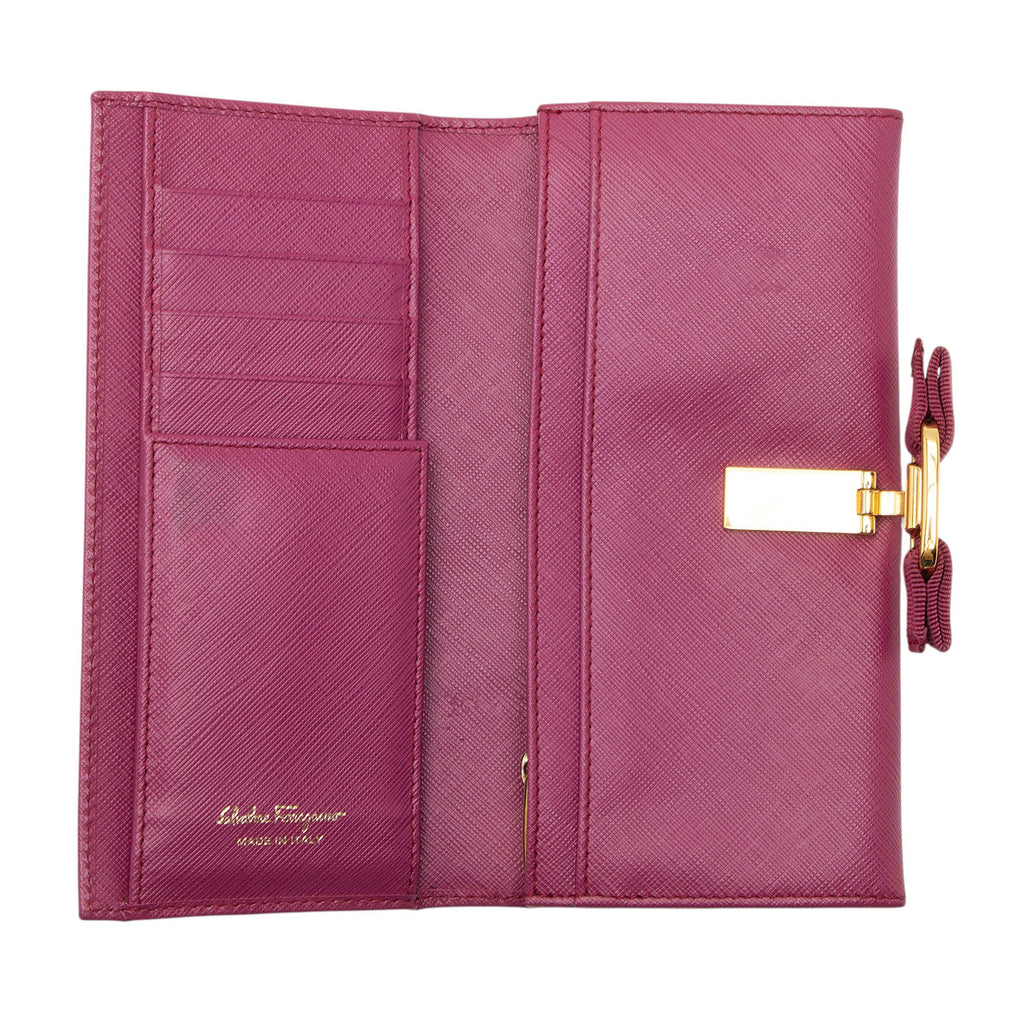 Ferragamo Saffiano Miss Vara Bow Continental Wallet