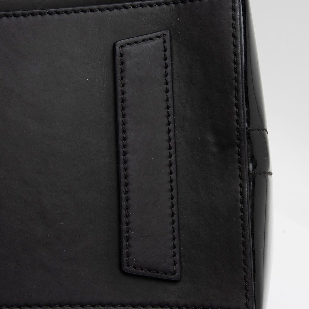 Givenchy Calfskin Antigona Medium Satchel (SHF-AIupya)