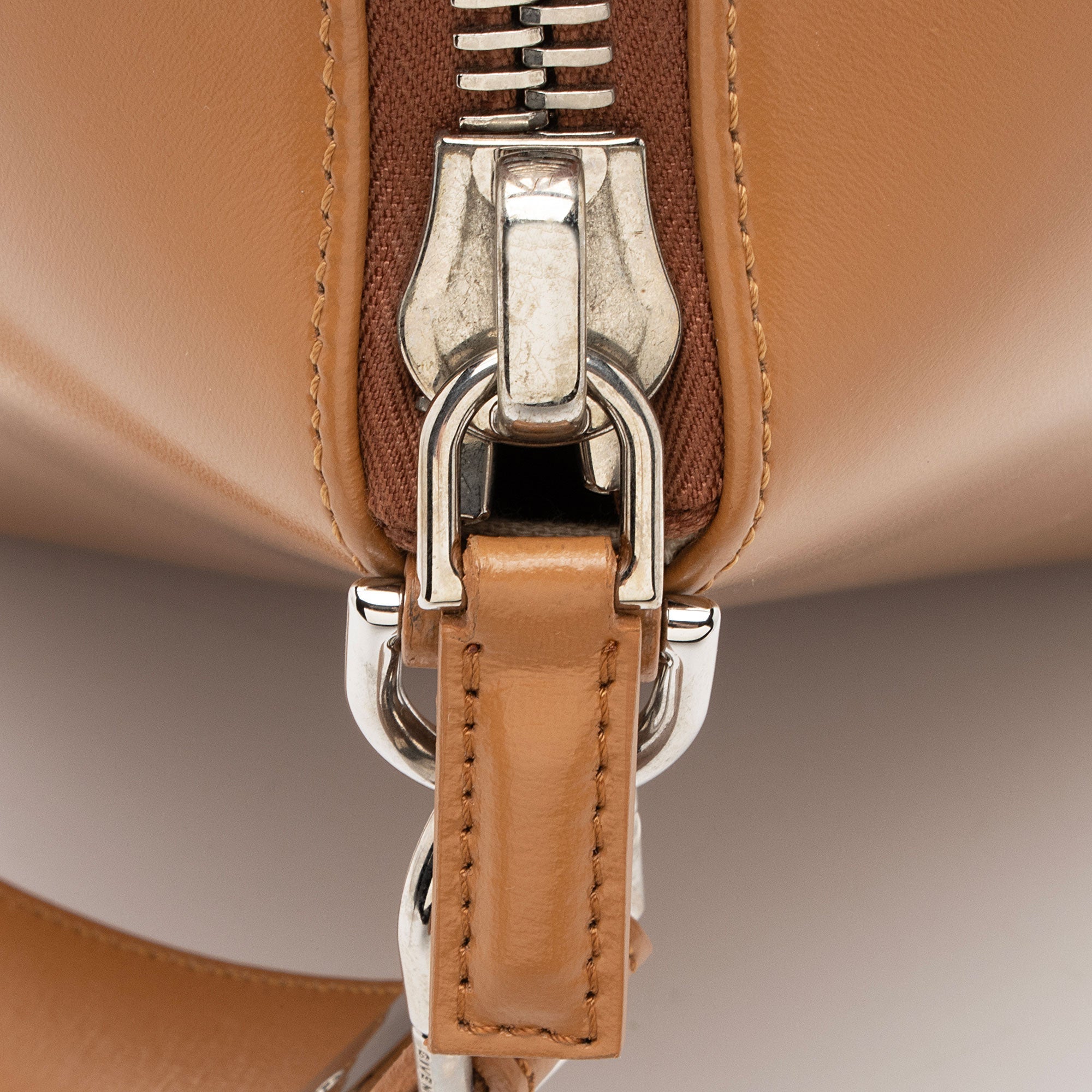 Givenchy Calfskin Antigona Medium Satchel (SHF-LPG0Rf)