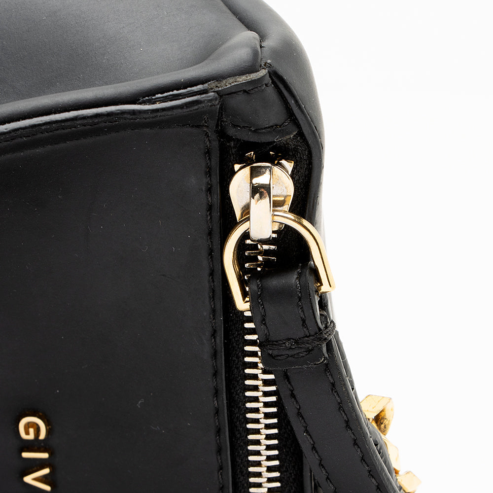 Givenchy Rubber Effect Calfskin Pandora Wristlet (SHF-19457)