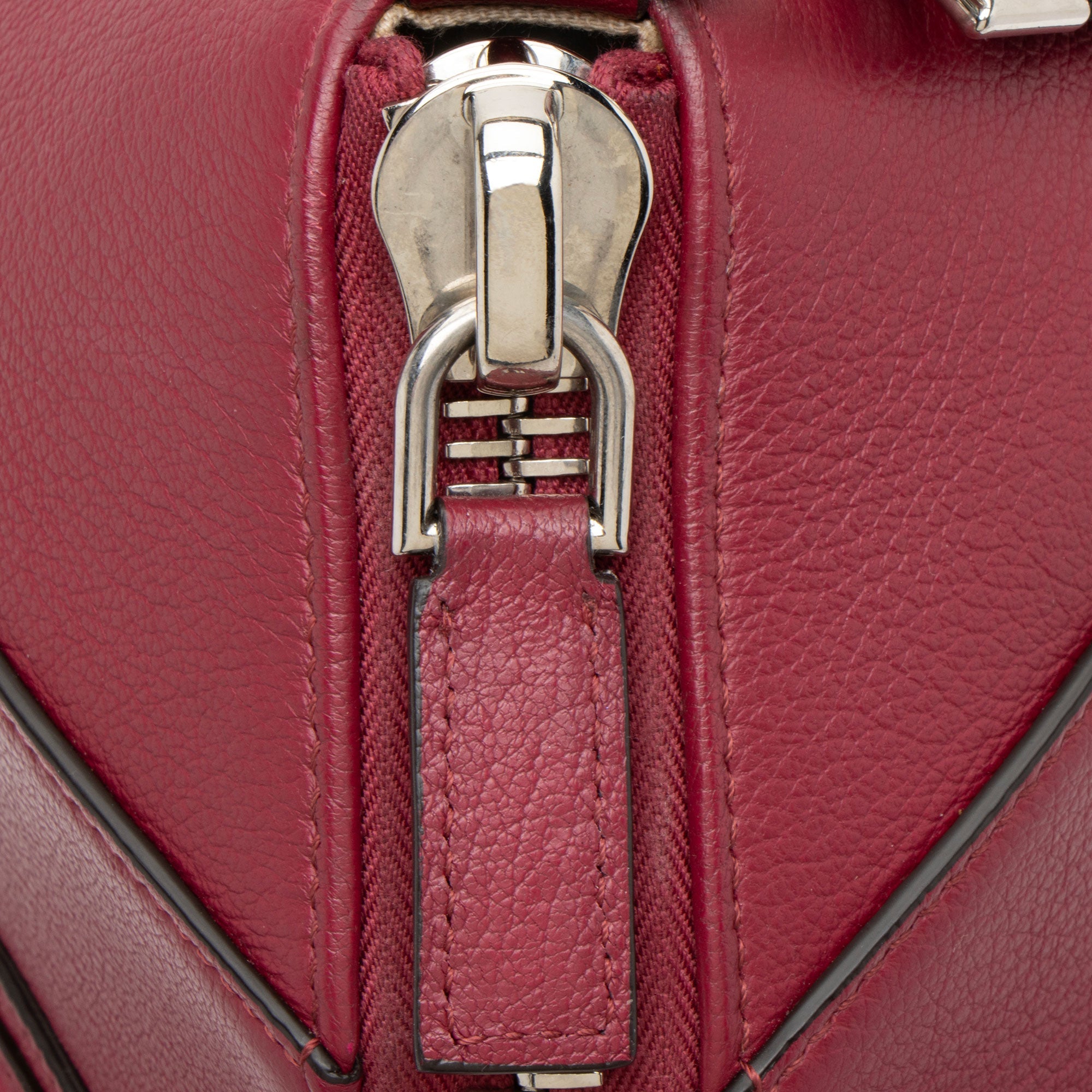 Givenchy Sugar Goatskin Antigona Medium Satchel