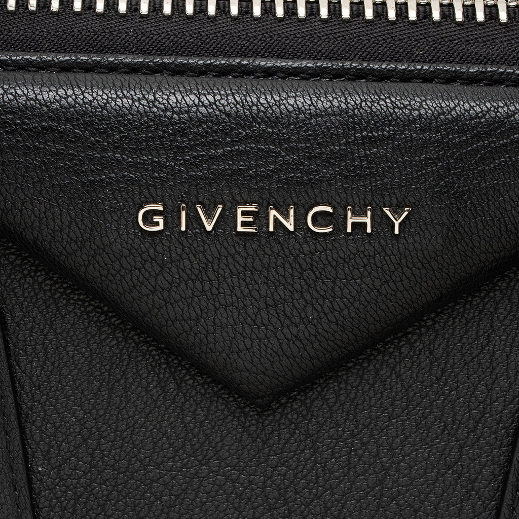 Givenchy Sugar Goatskin Antigona Small Satchel