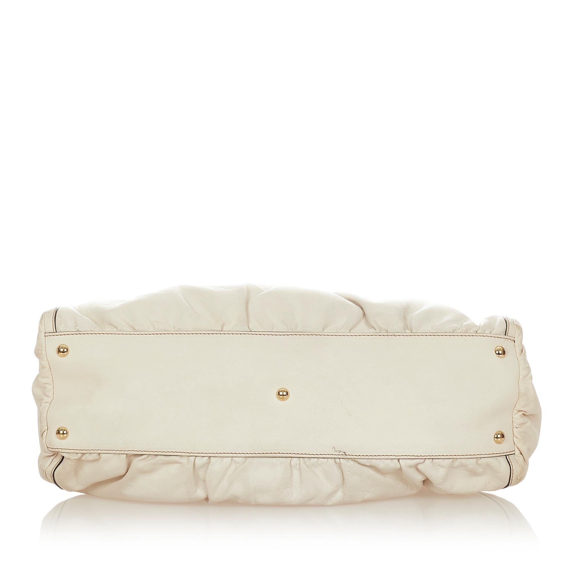Gucci Abbey D-ring Leather Shoulder Bag (SHG-25133)