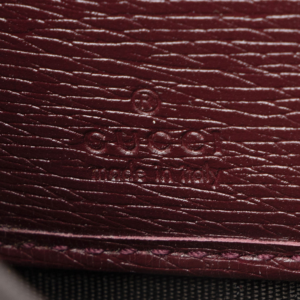 Gucci Calfskin Heartbeat Zip Around Wallet