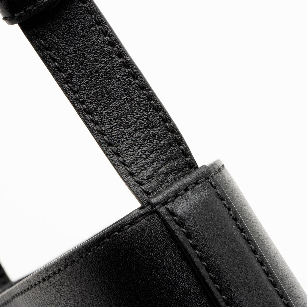 Gucci Calfskin Horsebit Gucci 73 Small Bucket Bag