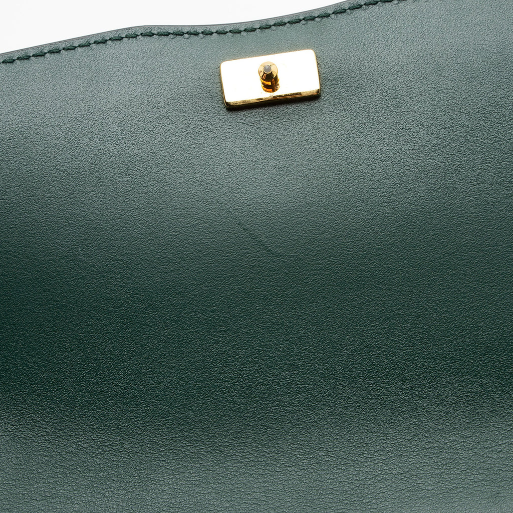 Gucci Calfskin Zumi Small Crossbody (SHF-vkJfVX)